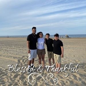 Meet your Posher, Dionna